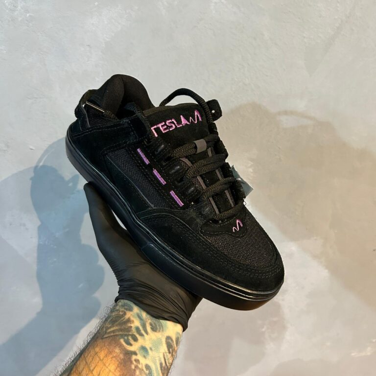 Tenis Tesla Coil Black Purple