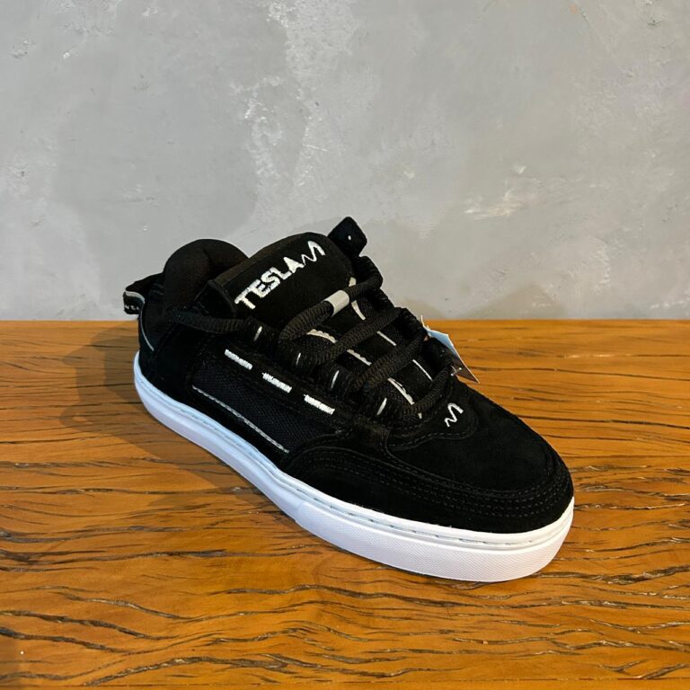Tenis Tesla Coil Black Reflect