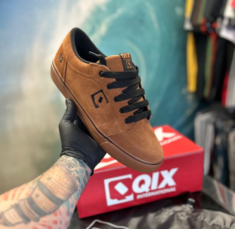 Tenis Qix AD Camurça 93 Sola Borracha Caramelo