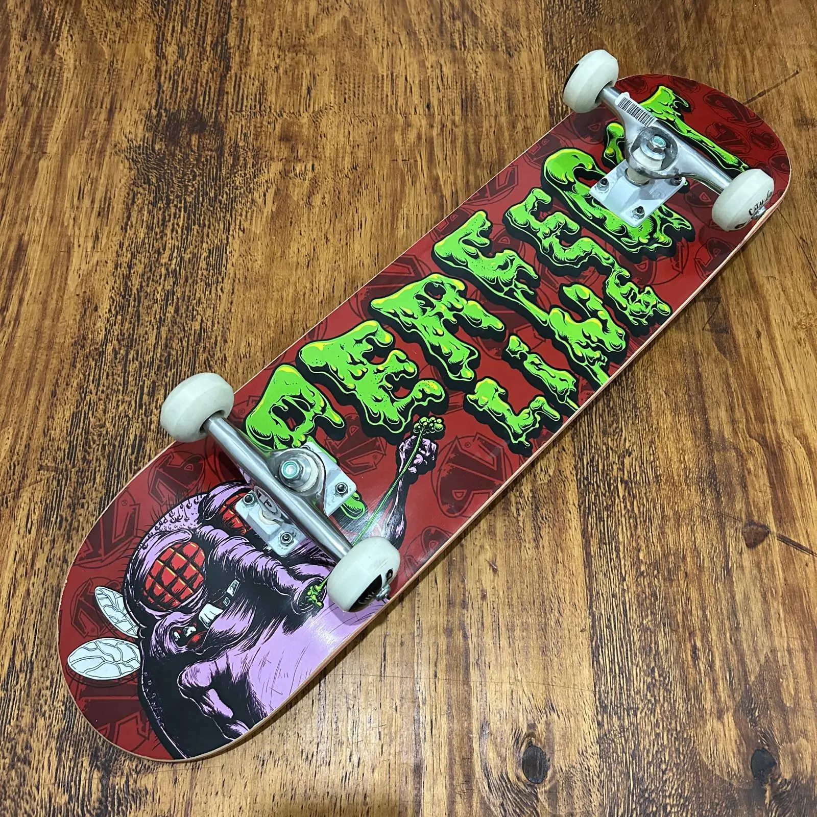 Skate Montado Profissional / Iniciante Marfim Perfecct Line Shape