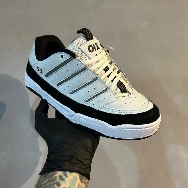 Tenis Qix Golden Branco e Preto